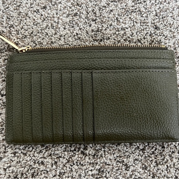 Michael kors wallet - Picture 2 of 2